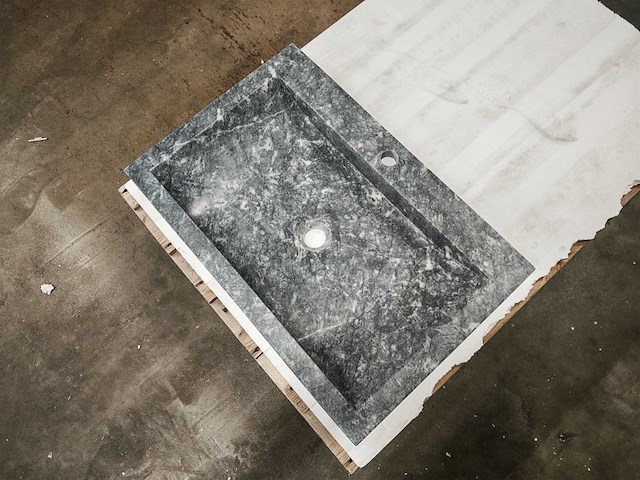 Natuursteen black marmer wastafel 70x46x10 cm - afbeelding 3 van  6