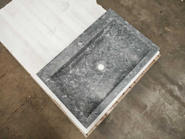 Natuursteen black marmer wastafel 70x46x10 cm - afbeelding 5 van  6
