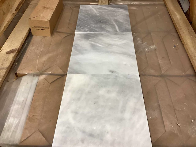 Natuursteen blauw hardsteen gezoet 30,5x30,5 tegel 44,65 m² - afbeelding 5 van  16