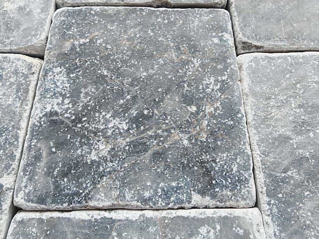 Natuursteen blauwe hardsteen 12x12x5 cm tegel 40,32 m² - afbeelding 6 van  8