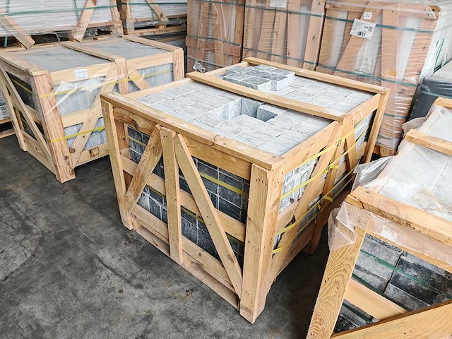 Natuursteen blauwe hardsteen 12x12x5 cm tegel 40,32 m² - afbeelding 8 van  8