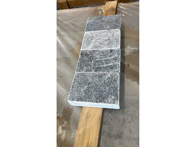 Natuursteen blauwe hardsteen 12x18x5 cm tegel 108 m² - afbeelding 5 van  10