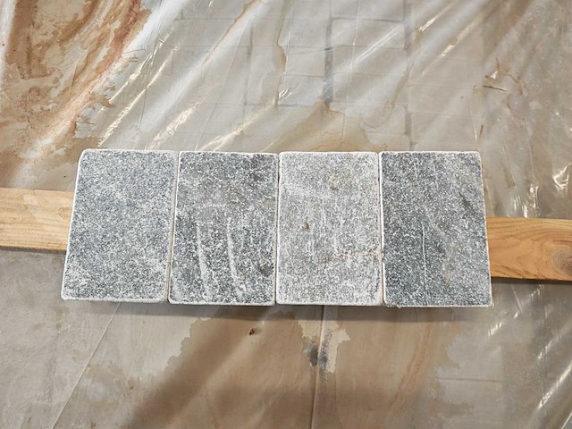 Natuursteen blauwe hardsteen 12x18x5 cm tegel 108 m² - afbeelding 6 van  10