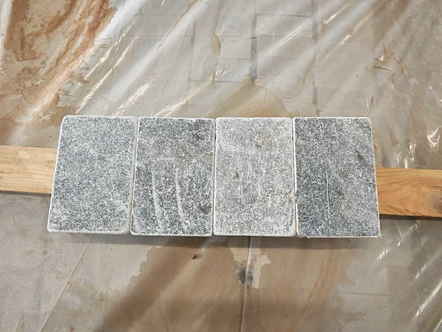 Natuursteen blauwe hardsteen 12x18x5 cm tegel 45,35 m² - afbeelding 5 van  9