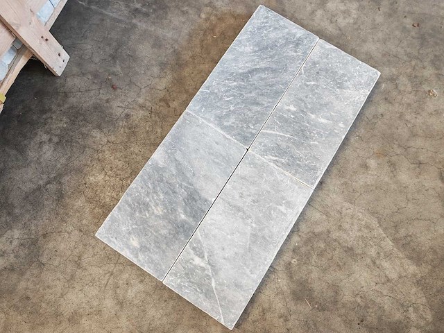 Natuursteen blauwe hardsteen 20x40x5 cm tegel 9,6 m² - afbeelding 1 van  9