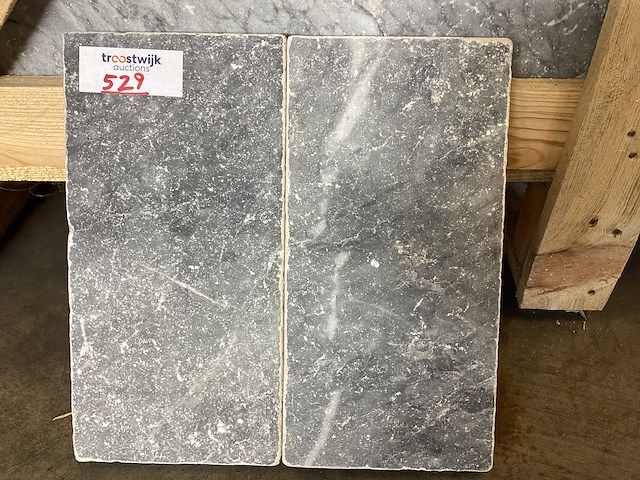 Natuursteen blauwe hardsteen 30x3xvrije lengte cm tegel 36,8 m² - afbeelding 1 van  9