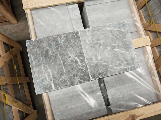 Natuursteen blauwe hardsteen 40x40x3 cm tegel 42,24 m² - afbeelding 4 van  8