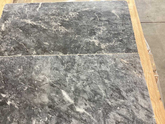 Natuursteen blauwe hardsteen 40x60x3 cm tegel 15,84 m² - afbeelding 2 van  6