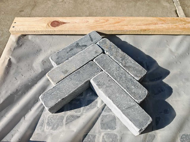 Natuursteen blauwe hardsteen 5x20x5 cm tegel 57,6 m² - afbeelding 5 van  11