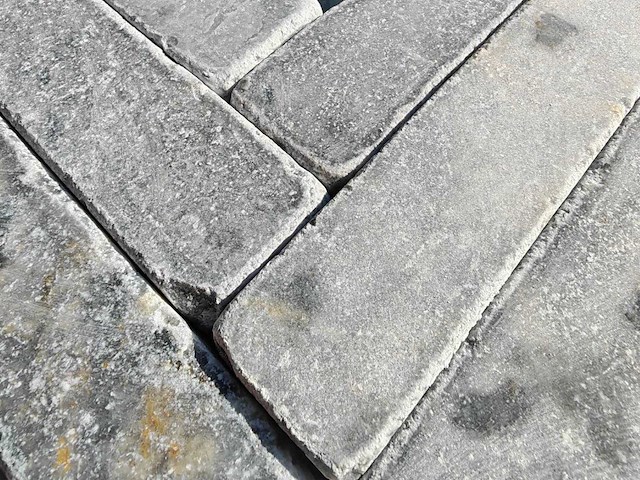 Natuursteen blauwe hardsteen 5x20x5 cm tegel 57,6 m² - afbeelding 8 van  11