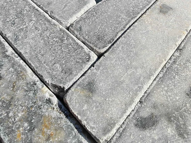 Natuursteen blauwe hardsteen 5x20x5 cm tegel 57,6 m² - afbeelding 8 van  11