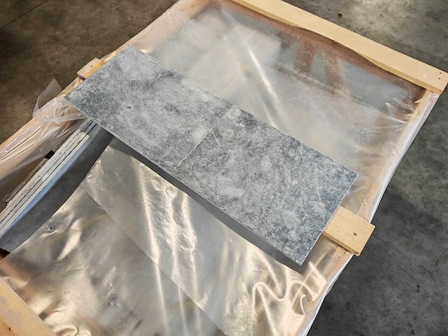Natuursteen blauwe hardsteen flx26x1,2 cm tegel 23,92 m² - afbeelding 4 van  7