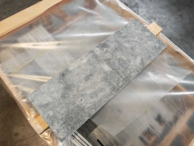 Natuursteen blauwe hardsteen flx29x1,2 cm tegel 44,69 m² - afbeelding 3 van  7