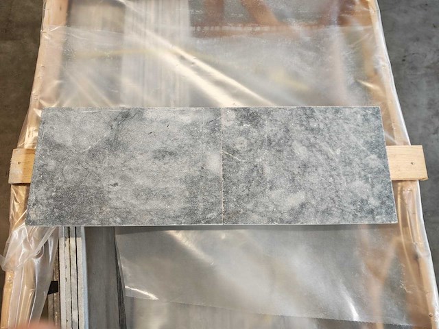 Natuursteen blauwe hardsteen flx29x1,2 cm tegel 44,69 m² - afbeelding 6 van  7