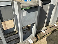 Natuursteen brievenbus - afbeelding 1 van  3