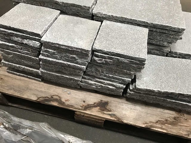 Natuursteen gekloven - afbeelding 2 van  4