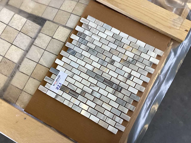 Natuursteen grijs/wit mix mozaïektegel 30x30 cm 225 stuks - afbeelding 2 van  7