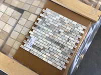 Natuursteen grijs/wit mix mozaïektegel 30x30 cm 225 stuks - afbeelding 2 van  7