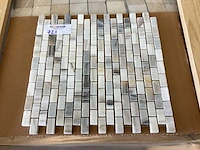 Natuursteen grijs/wit mix mozaïektegel 30x30 cm 225 stuks - afbeelding 4 van  7