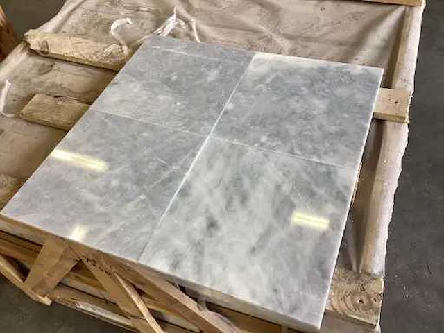 Natuursteen hardsteen blauw gepolijst 30,5x30,5 cm tegel 44 m² - afbeelding 12 van  19