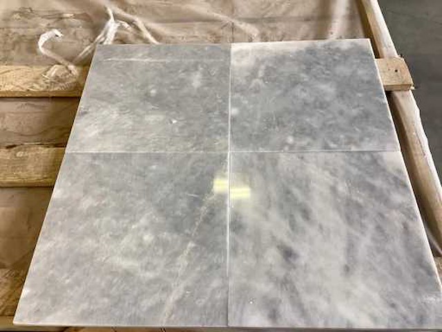 Natuursteen hardsteen blauw gepolijst 30,5x30,5 cm tegel 44 m² - afbeelding 1 van  4