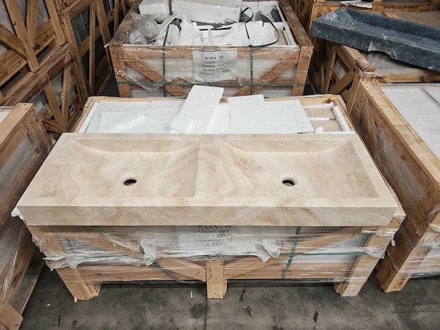 Natuursteen light travertin dubbele wastafel 120x40x10 cm - afbeelding 1 van  6