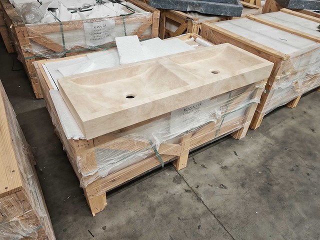Natuursteen light travertin dubbele wastafel 120x40x10 cm - afbeelding 2 van  5