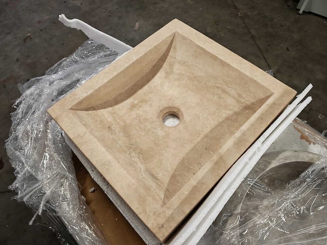 Natuursteen light travertin wastafel 45x40x10 cm - afbeelding 4 van  6