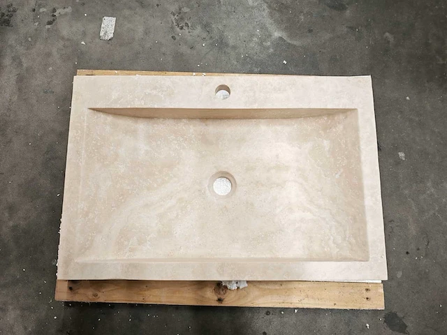 Natuursteen light travertin wastafel 70x46x10 cm - afbeelding 2 van  6