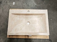 Natuursteen light travertin wastafel 70x46x10 cm - afbeelding 2 van  6
