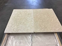 Natuursteen limestone beige 40,6x61 cm tegel 42 m² - afbeelding 12 van  17