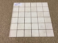 Natuursteen limestone beige 5x5 cm mozaïektegel 30x30 cm 35 stuks - afbeelding 1 van  7