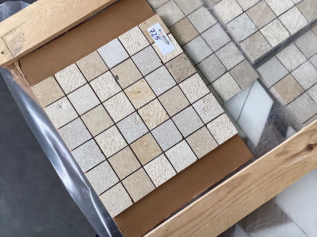 Natuursteen limestone beige mix 5x5 cm mozaïektegel 30x30 cm 50 stuks - afbeelding 4 van  8