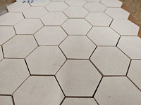 Natuursteen limestone wit hexagon 33x28 cm mozaïektegel 4,07 m² - afbeelding 6 van  7