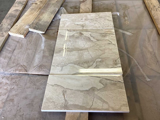 Natuursteen marmer beige gepolijst 15,2x30,5 cm tegel 26 m² - afbeelding 1 van  8