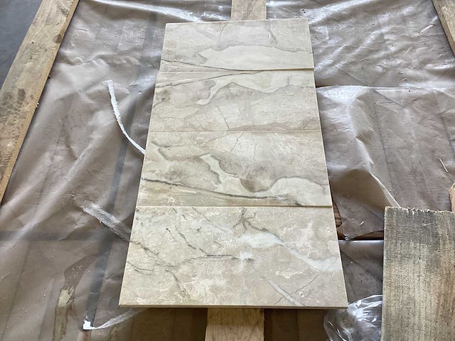 Natuursteen marmer beige gepolijst 15,2x30,5 cm tegel 26 m² - afbeelding 4 van  15