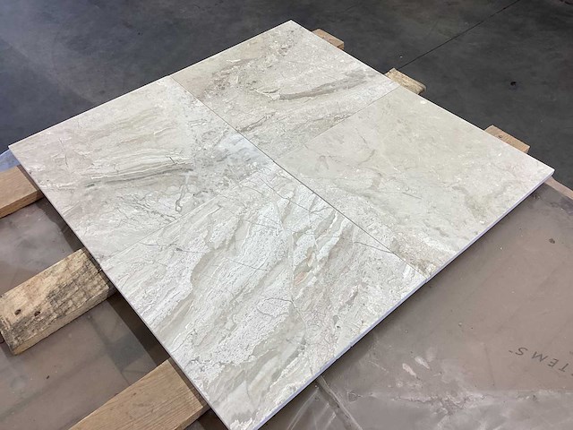 Natuursteen marmer beige gezoet 30,5x30,5 cm tegel 33,5 m² - afbeelding 5 van  15