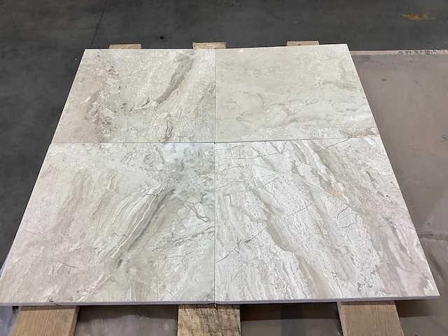 Natuursteen marmer beige gezoet 30,5x30,5 cm tegel 33,5 m² - afbeelding 4 van  15