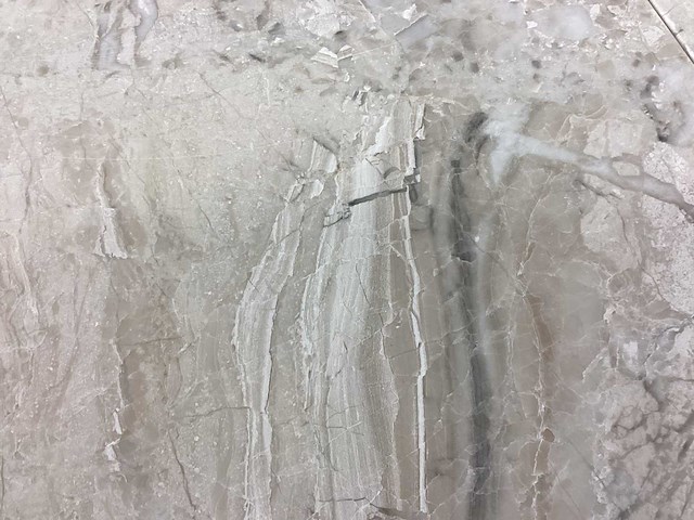 Natuursteen marmer beige gezoet 30,5x30,5 cm tegel 33,5 m² - afbeelding 2 van  15