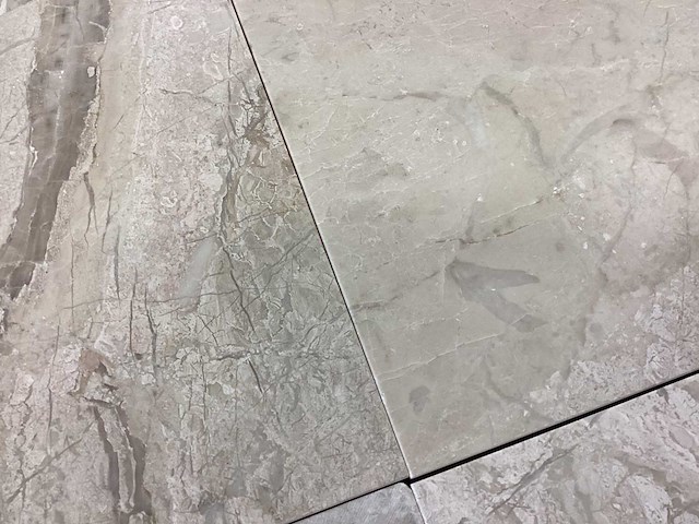 Natuursteen marmer beige gezoet 30,5x30,5 cm tegel 33,5 m² - afbeelding 4 van  15