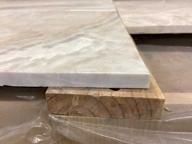 Natuursteen marmer beige gezoet 30,5x61 cm tegel 44,65 m² - afbeelding 12 van  14