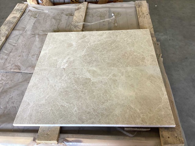 Natuursteen marmer cappucino gezoet 30,5x61 cm tegel 26 m² - afbeelding 13 van  13