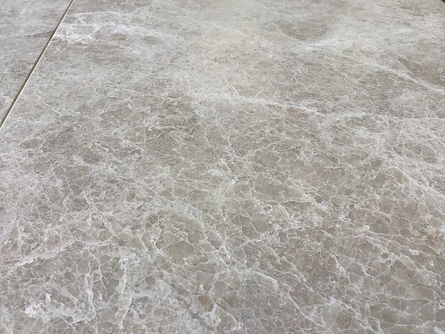 Natuursteen marmer cappucino gezoet 30,5x61 cm tegel 26 m² - afbeelding 4 van  15