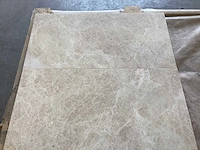 Natuursteen marmer cappucino gezoet 30,5x61 cm tegel 26 m² - afbeelding 3 van  15