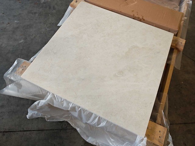 Natuursteen marmer creme gepolijst 60x60x2 cm tegels 16,2 m² - afbeelding 3 van  3