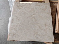 Natuursteen marmer creme gepolijst 60x60x2 cm tegels 33,5 m²