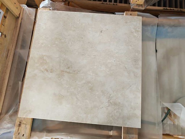 Natuursteen marmer creme gepolijst 61x61x2 cm tegels 83,75 m² - afbeelding 2 van  6