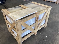 Natuursteen marmer creme gepolijst vloertegel 30x60x2 cm 56.16 m² - afbeelding 1 van  8