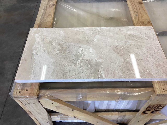 Natuursteen marmer creme gepolijst vloertegel 30x60x2 cm 56.16 m² - afbeelding 8 van  8