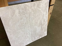 Natuursteen marmer creme gezoet 30,5x61 cm tegel 26 m² - afbeelding 15 van  17